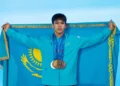 Изображение 1 для Алихан Аскербай с тремя рекордами мира выиграл юношеский ЧА по тяжелой атлетике