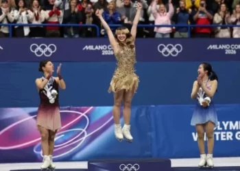 Изображение для новости: Лью, Самоделкина, Петросян и другие фигуристки выступили на Олимпийских играх