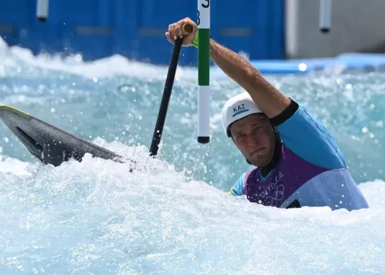 Изображение для новости: Гребной слалом: Казахстанец Александр Куликов завоевал «золото» на турнире в Таиланде