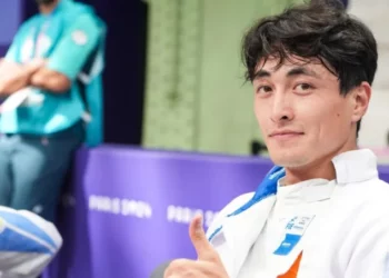 Изображение к Казахстанский шпажист Ерлик Сертай стал серебряным призером на турнире серии Гран-при в Будапеште (Венгрия).