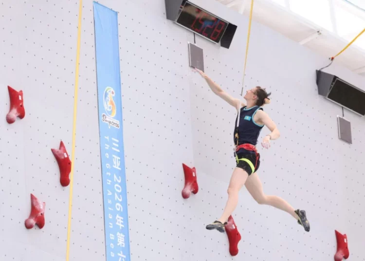 Изображение для новости: Скалолазание на пляжной Азиаде: две казахстанки вышли в 1/8 финала